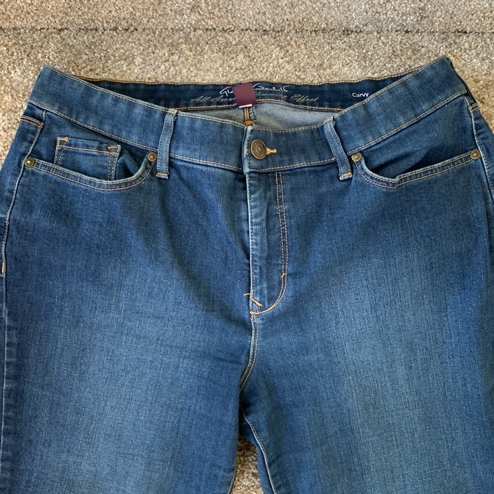 GV Curvy Skinny All Around Slimming Mid Rise Jeans - Picture 2 of 6